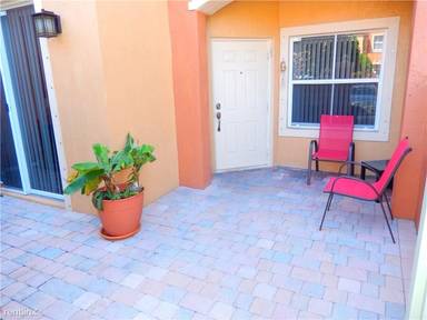 Main picture of 4913 Schooner Dr