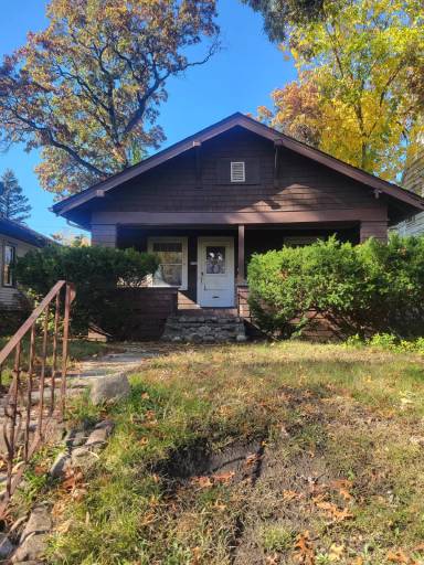 Main picture of 4376 Madison St