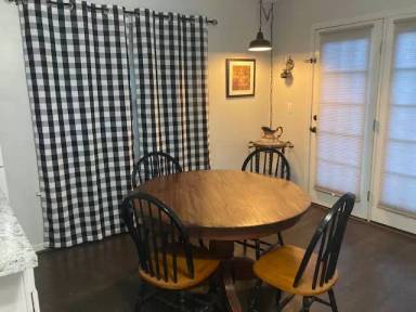 Main picture of 1008 Blakewood Ct