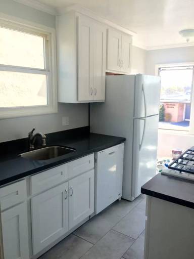 Main picture of 129-131 S Blvd