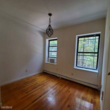 Main picture of 158 Orchard St