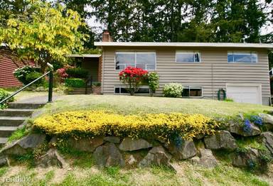 Main picture of 13516 N Park Ave N
