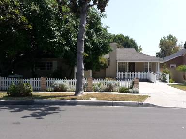 Main picture of 1342 E Maple Ave