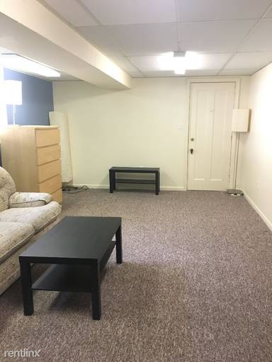 Main picture of 117 N Division St