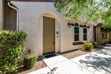 Main picture of Paseo Vista Village