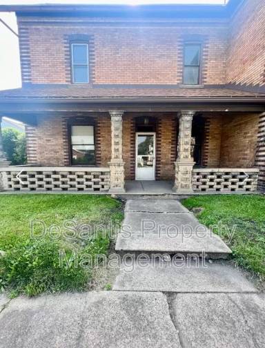 Main picture of 700 Market St