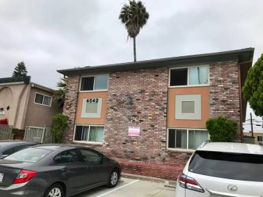 Main picture of 4542 Kansas St