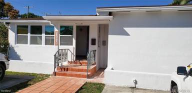 Main picture of 3175 SW 7th St