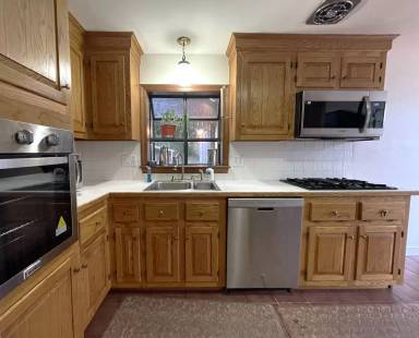 Main picture of 6 Independence Dr