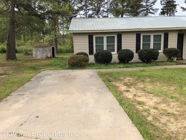 Main picture of 121 Valley Hill Dr