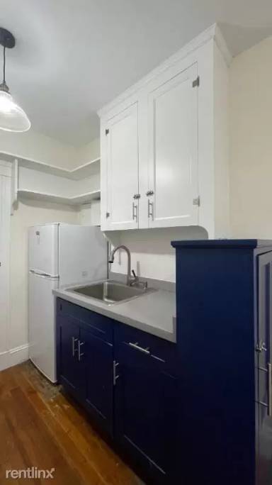 Main picture of 6 Washington Ave