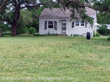 Main picture of 19000 W 55th St S