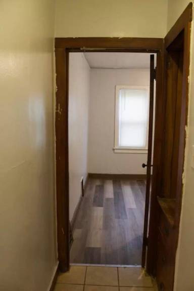 Main picture of 2821 N 47th St