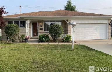Main picture of 3323 Ravena Ave
