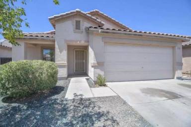 Main picture of 682 W Kingman Loop