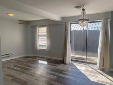 Main picture of 165 McFadden Dr