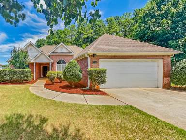 Main picture of 1117 Chateau Ter
