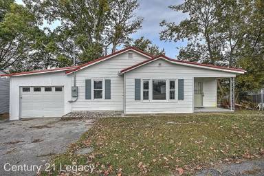 Main picture of 111 Raymond Rd