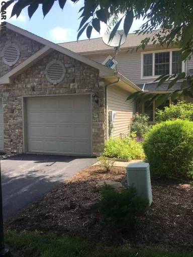 Main picture of 634 Oakwood Ave