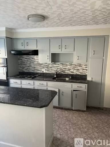 Main picture of 3658 Miller St