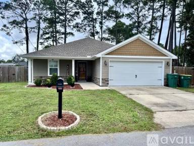 Main picture of 76 Brenda Ln