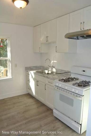 Main picture of 2220 S Crest Ave