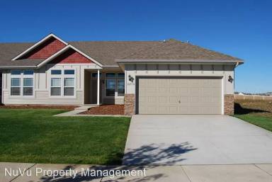 Main picture of 2693 N Revette St