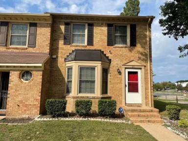 Main picture of 307 Paxford Dr