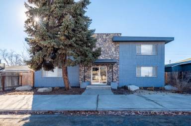 Main picture of 275 C St