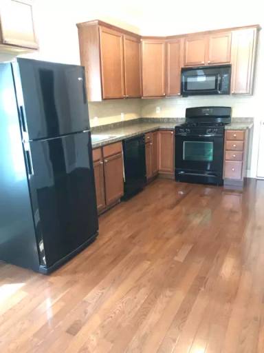 Main picture of 469 Tacoma Ave