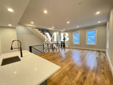 Main picture of 199 Boylston St