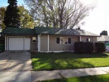 Main picture of 113 E Owens Ave
