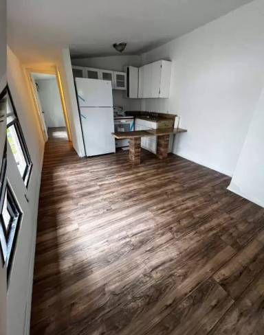 Main picture of 746 NE 80th St