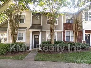 Main picture of 8379 Chaceview Ct