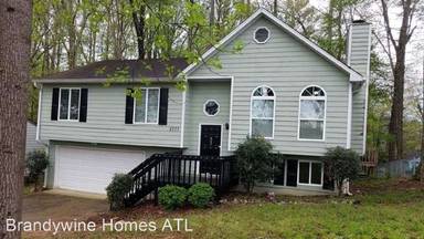 Main picture of 8373 Lake Dr