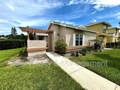 Main picture of 1495 Malibu Cir NE