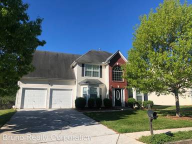 Main picture of 35 Oak Terrace Dr