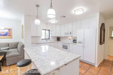 Main picture of 330 E 14th St