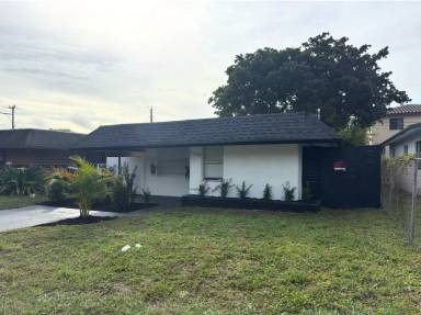 Main picture of 1708 NW 7th St