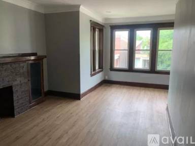 Main picture of 6801 S Calumet Ave