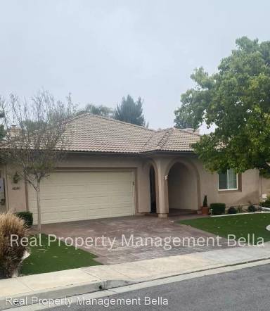 Main picture of 41680 Monterey Pl