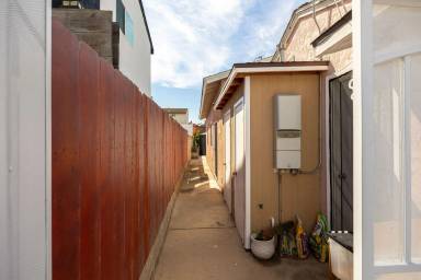 Main picture of 4089 Daves Way