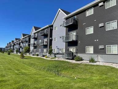 Main picture of Creekside IV Apartments