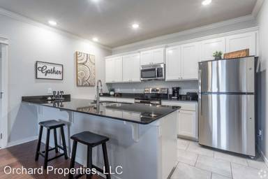 Main picture of 212 Greenland Rd