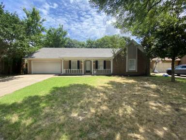 Main picture of 4096 Barnstable Cv