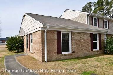Main picture of 121 King George Ct