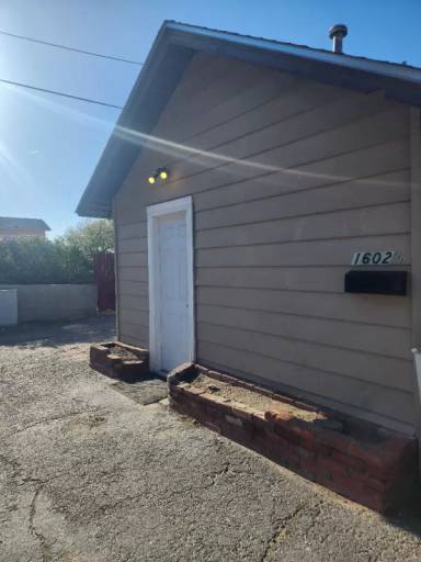 Main picture of 1602 Belmont Ave
