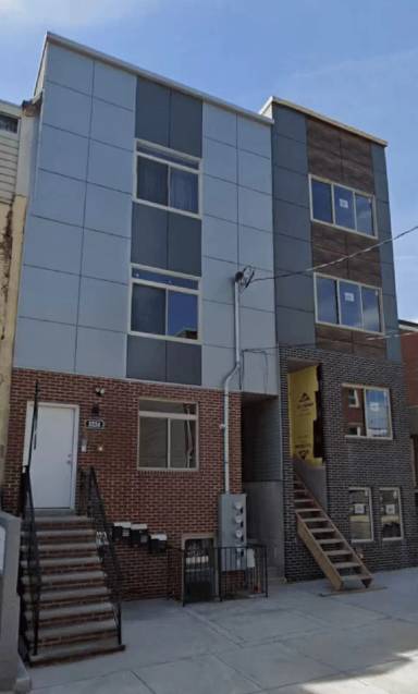 Main picture of 2224 N Franklin St
