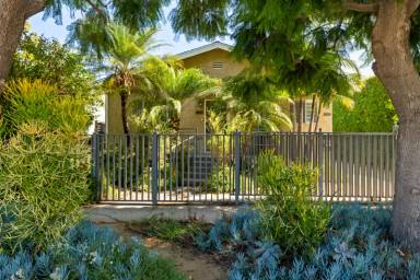 Main picture of 1766 Carmona Ave