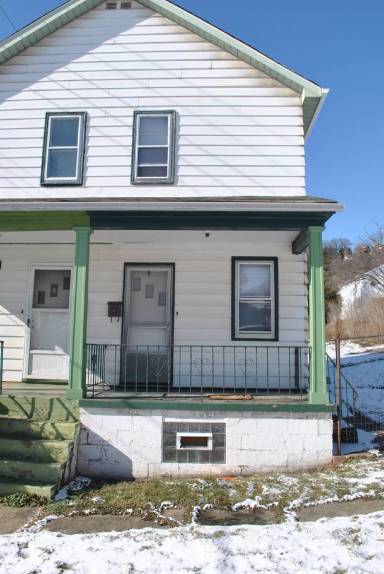Main picture of 433 28th Street - Rear Right